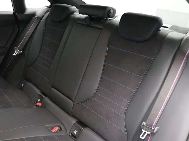 BMW 2 Serie Gran Coupé 220 2025 Benzine 23