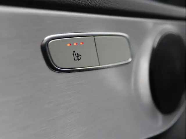 Mercedes-Benz C-Klasse Estate 180 AMG 2020 Benzine 30