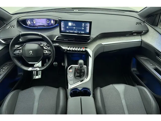 Peugeot 3008 1.2T 130pk GT 2024 Benzine 30