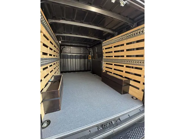 Iveco Daily 35S18V A8 Euro 6 2024 Diesel 5