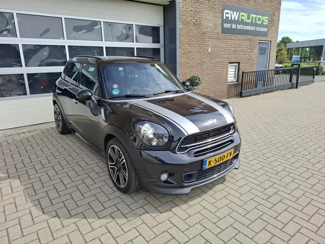 MINI Countryman Mini 1.6 Cooper S Chili JCW 2016 Benzine 32