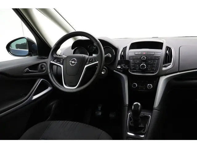 Opel Zafira Tourer 1.4 Berlin 7-persoons 2013 Benzine 27