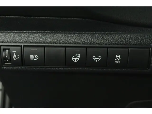 Suzuki Swace 1.8 Hybrid Select 2021 Hybride Benzine 29