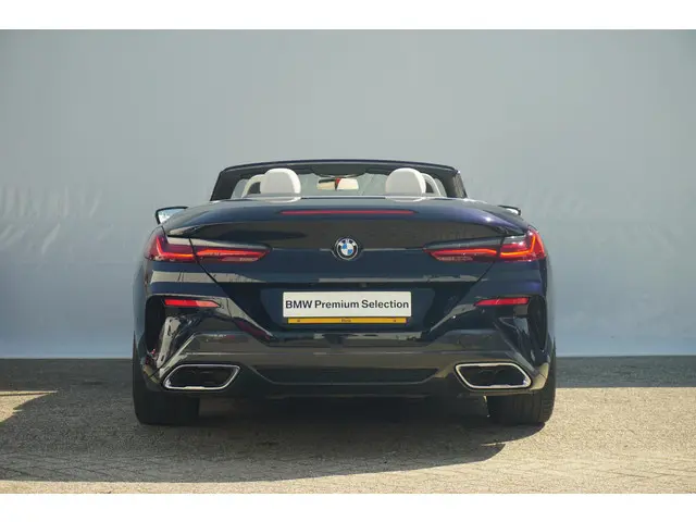 BMW 8 Serie Cabrio M850i xDrive 2021 Benzine 26