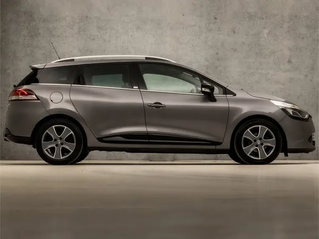 Renault Clio Estate 0.9 TCe Night&Day 2015 Benzine 4