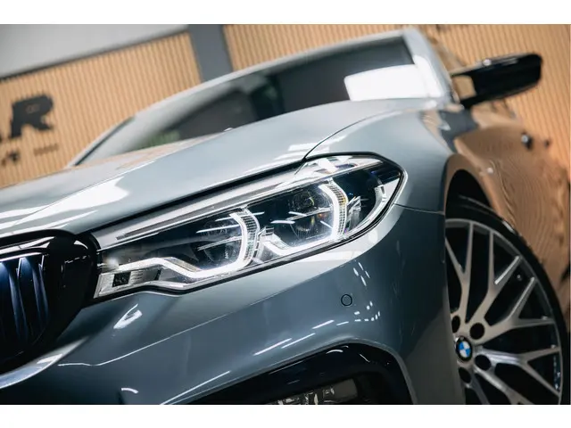 BMW 5 Serie 540i High Executive Edition 2019 Benzine 2