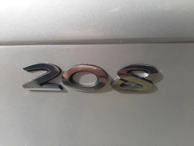 Peugeot 208 1.2 PureTech Blue Lease Allure 2018 Benzine 14