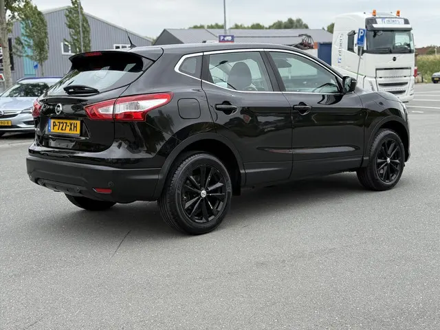 Nissan QASHQAI 1.2 Acenta 2015 Benzine 9