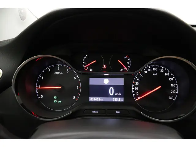 Opel Crossland 1.2 Turbo Level 3 2023 Benzine 28