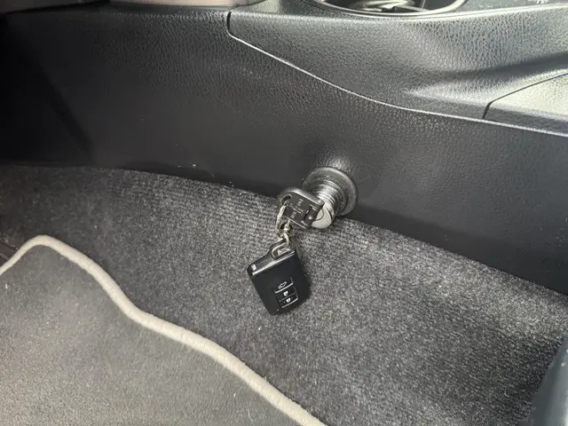 Toyota RAV4 2.5 Hybrid Style 2016 Hybride Benzine 9