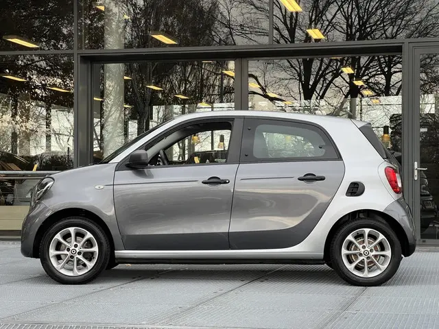 Smart Forfour 1.0 Pure 2017 Benzine 13