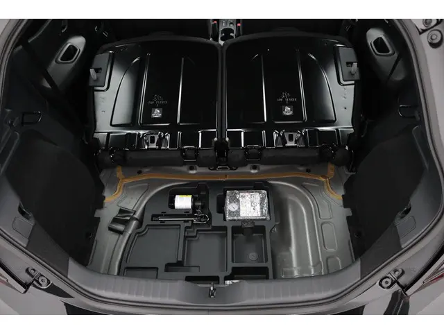 Toyota Aygo X Hybrid 115 play 2026 Hybride Benzine 31