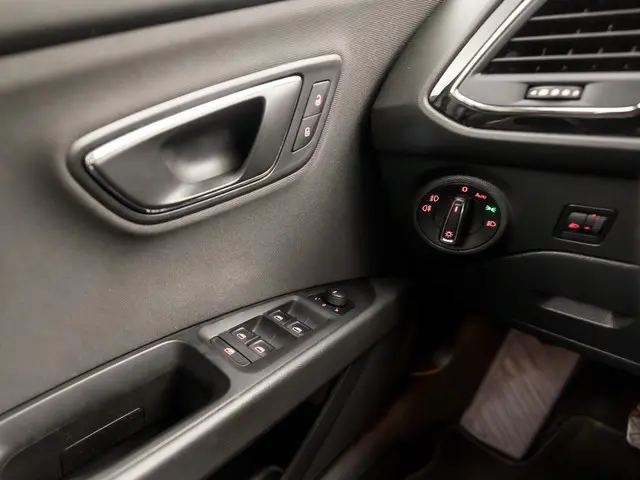 SEAT Leon 1.2 TSI Sport 2015 Benzine 21