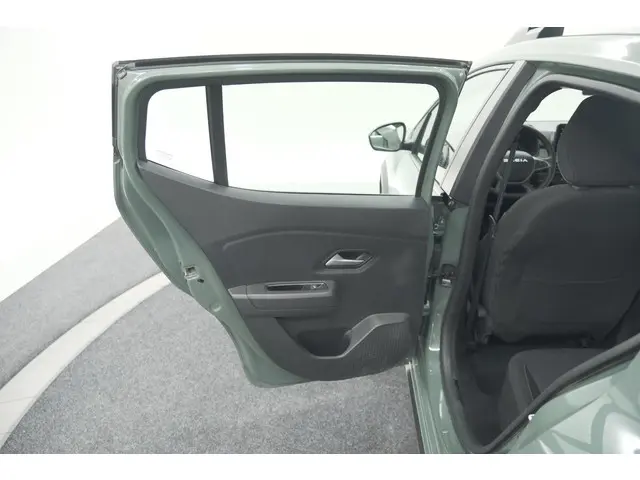 Dacia Sandero Stepway TCe 90 Expression 2024 Benzine 63