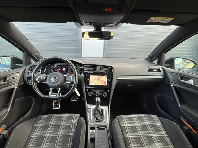 Volkswagen Golf 2.0 GTD / DSG / NAP / CARPLAY / NAP / 2018 Diesel 12