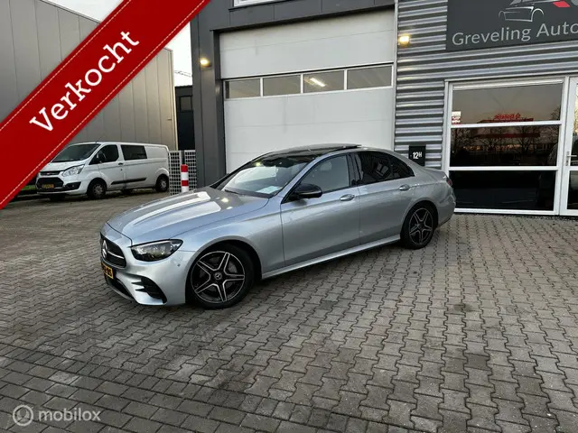 Mercedes-Benz E-Klasse 200 AMG Line 2022 Benzine 4