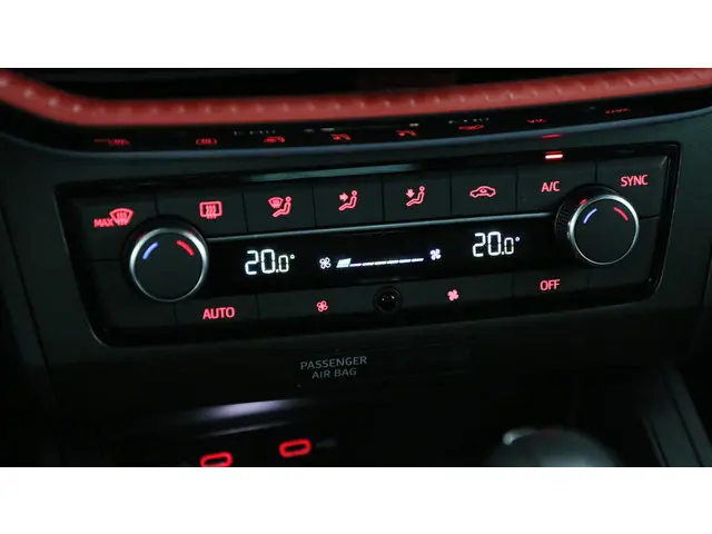 SEAT Ibiza 1.5 TSI 150pk FR Sport DSG 2023 Benzine 32