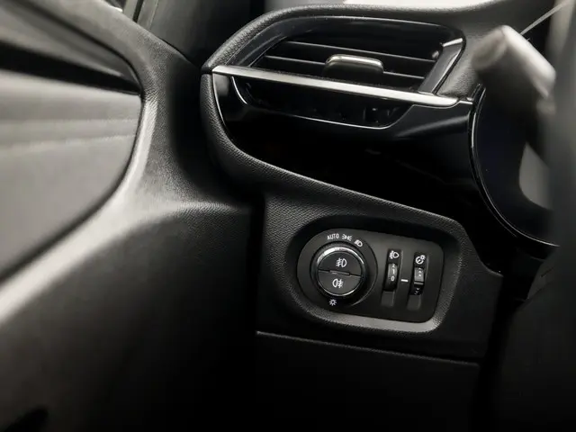 Opel Corsa 1.2 Elegance Sport 2020 Benzine 22