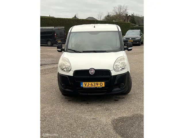 Fiat Doblò Cargo 1.3 MultiJet Actual 2014 Diesel 3