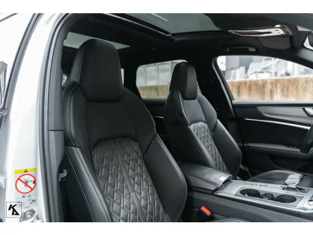 Audi A6 Avant 45 TFSI | 2019 Quattro | S-line 2019 Benzine 73