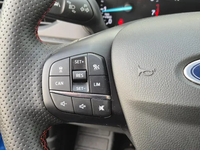 Ford Focus 1.0 EcoBoost Hybrid ST Line 2022 Benzine 15