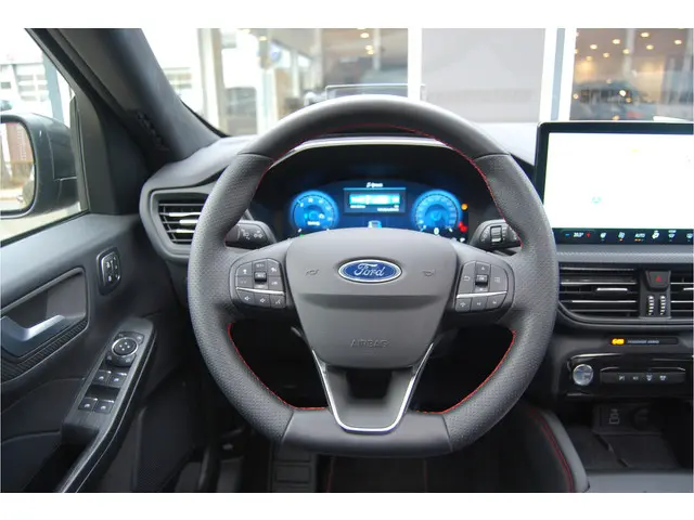Ford Kuga 2.5 PHEV 243PK ST-Line X 2025 Hybride Benzine 17