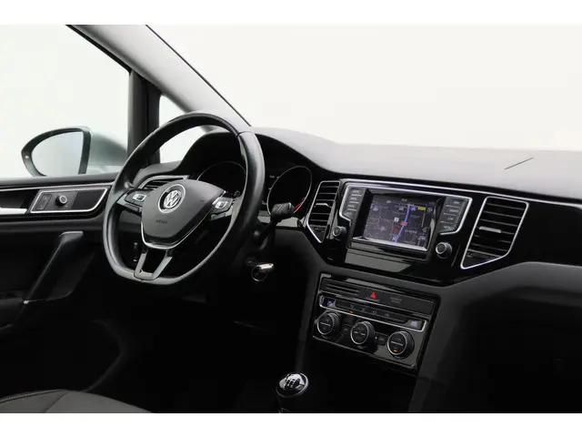 Volkswagen Golf Sportsvan 1.4 TSI Highline 2014 Benzine 42
