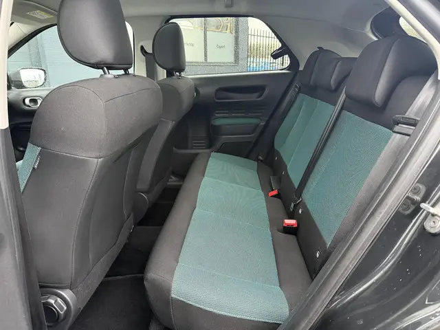 Citroën C4 Cactus 1.2 e-VTi Shine 2015 Benzine 9