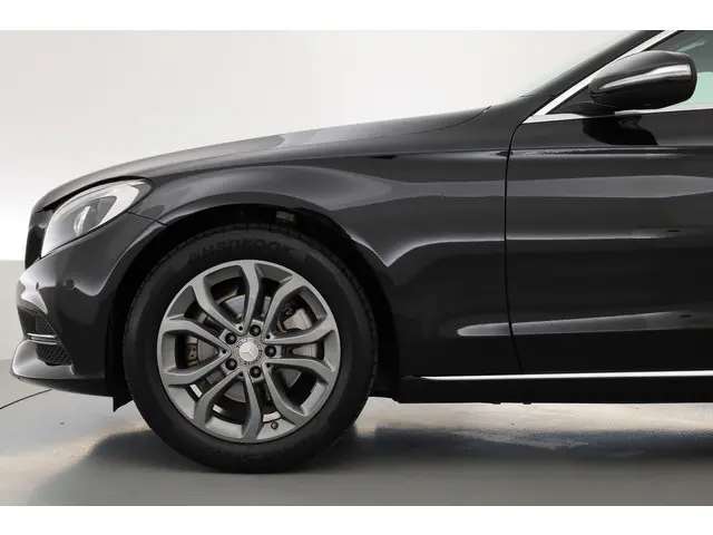 Mercedes-Benz C-Klasse 180 Ambition 2015 Benzine 27