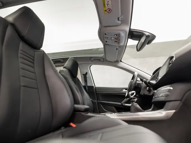 Peugeot 308 1.2 PureTech Sport 2019 Benzine 8
