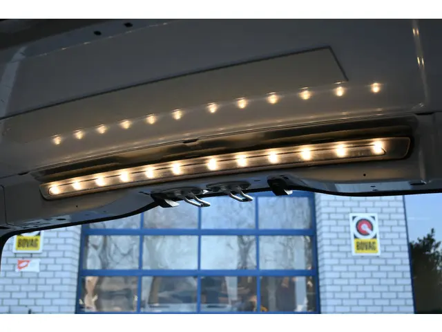 Mercedes-Benz Vito 116 CDI L2 Pro 2024 Diesel 13