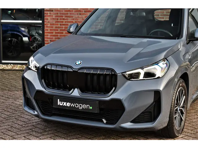 BMW X1 xDrive25e M-Sport 2024 Hybride Benzine 66