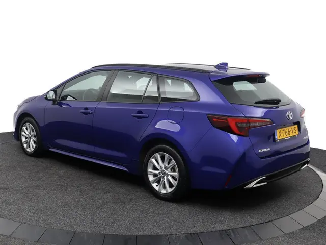 Toyota Corolla TS Hybrid 140 2024 Hybride Benzine 11