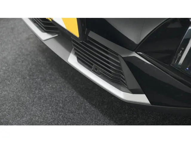 Peugeot 2008 PureTech 130 EAT8 GT 2024 Benzine 19