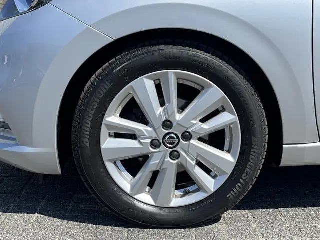 Nissan Micra 1.0 IG-T N-Connecta 2020 Benzine 23