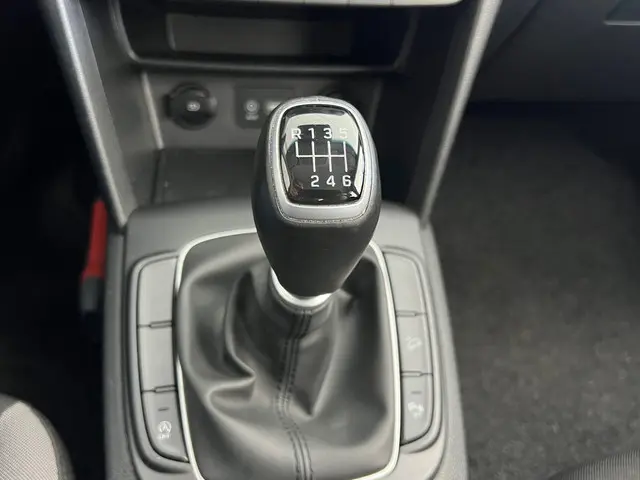 Hyundai Kona 1.0 T-GDI Comfort 2020 Benzine 17