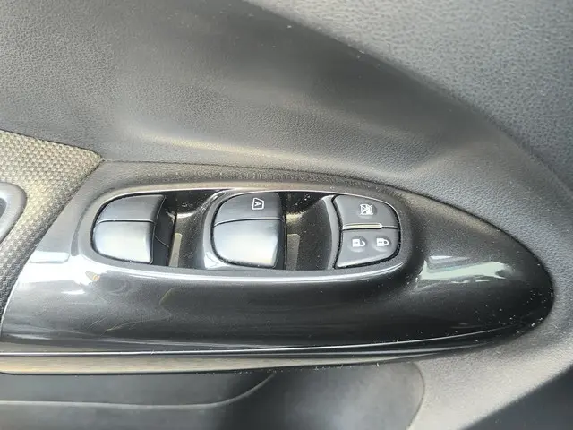 Nissan Juke 1.2 DIG-T S/S Tekna 2016 Benzine 37