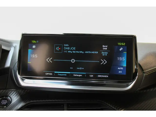 Peugeot e-208 EV GT Pack 50 kWh | PANO | 2022 Elektrisch 24