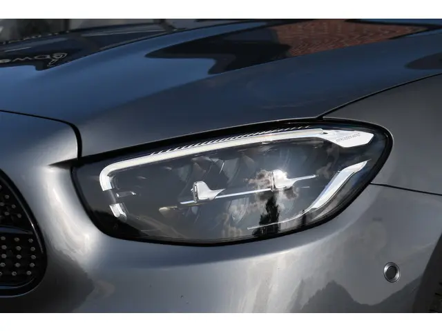 Mercedes-Benz E-Klasse Coupé 200 AMG Line 2020 Benzine 10