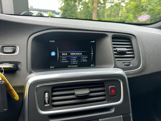 Volvo V60 1.6 T3 R-Design Trekhaak 2015 Benzine 12