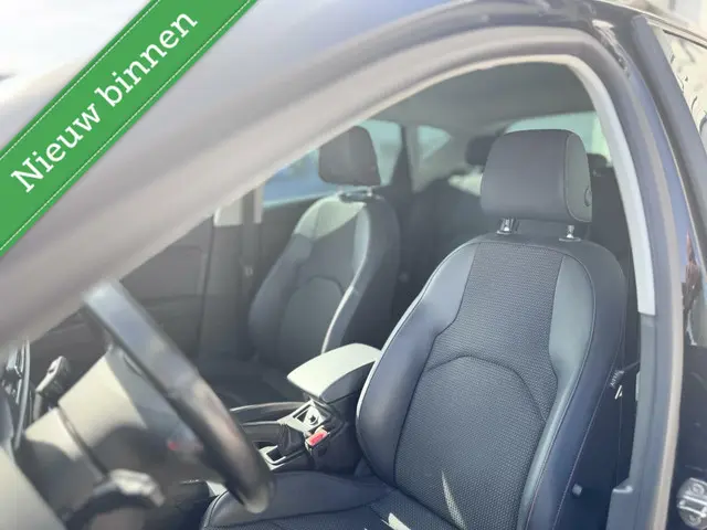 SEAT Leon 1.4 TSI FR NAVI/ FULL LINK/ LEDER 2016 Benzine 22