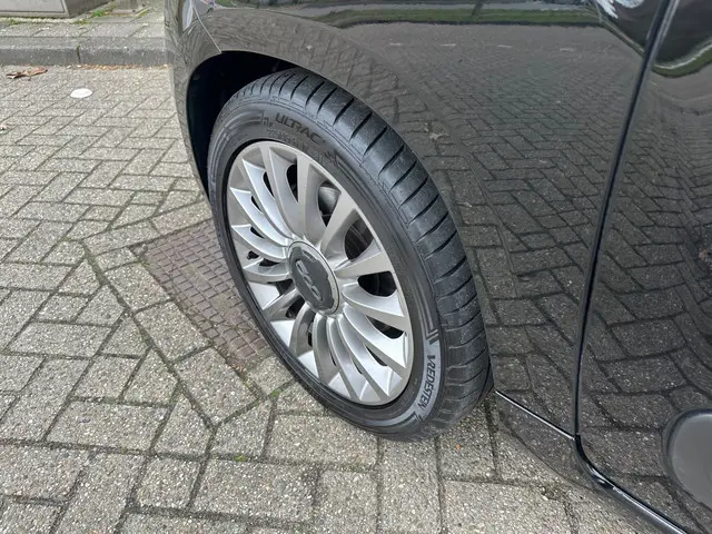 Fiat 500L 0.9 TwinAir Easy 2013 Benzine 6