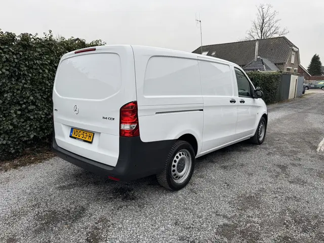 Mercedes-Benz Vito 3
