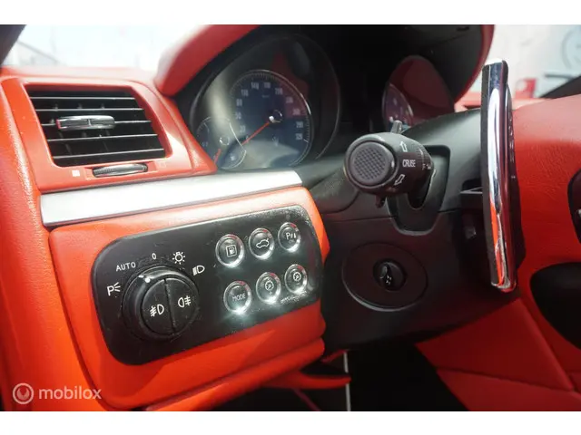 Maserati GranTurismo 4.2 V8 LAGE KM STAND!! 2012 Benzine 15