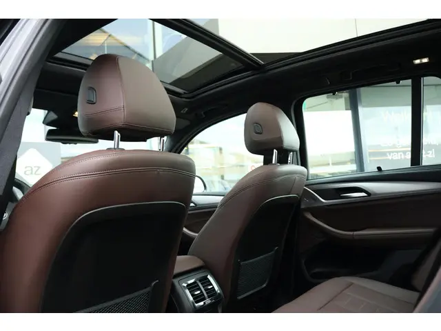 BMW X3 M40i xDrive High Executive 2017 Benzine 41