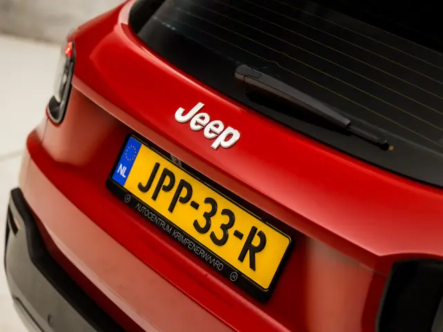 Jeep Avenger 1.2 Altitude Sport 2023 Benzine 28