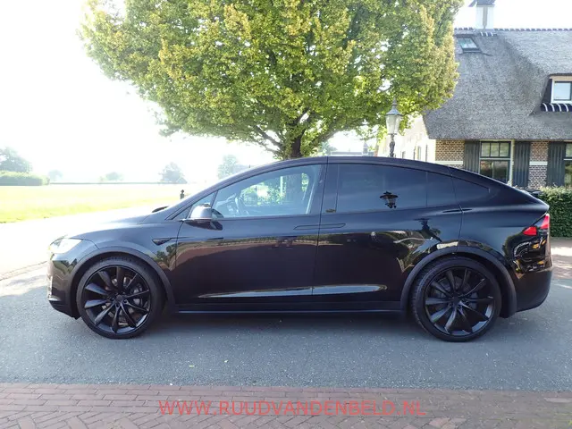 Tesla Model X 75D 2018 Elektrisch 6