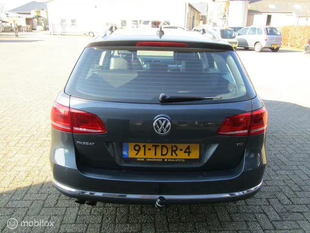 Volkswagen Passat Variant 1.8 TSI Highline 2012 Benzine 4