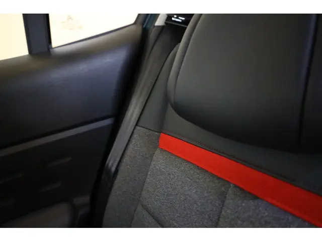 Citroën C5 Aircross PT Feel 130 2019 Benzine 38