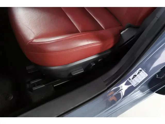 Mazda 3 2.0 X 180pk AWD Automaat Luxury 2019 Benzine 16